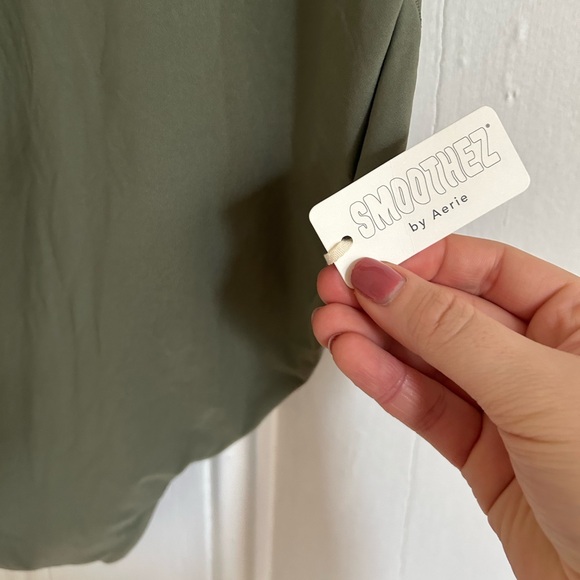 Aerie Smoothez Plunge Olive Green Bodysuit - Picture 3 of 4
